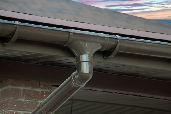 Building Gutter Installation in Saginaw