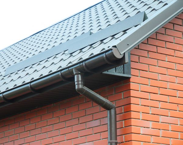 Roof Downspout Replacement in Saginaw